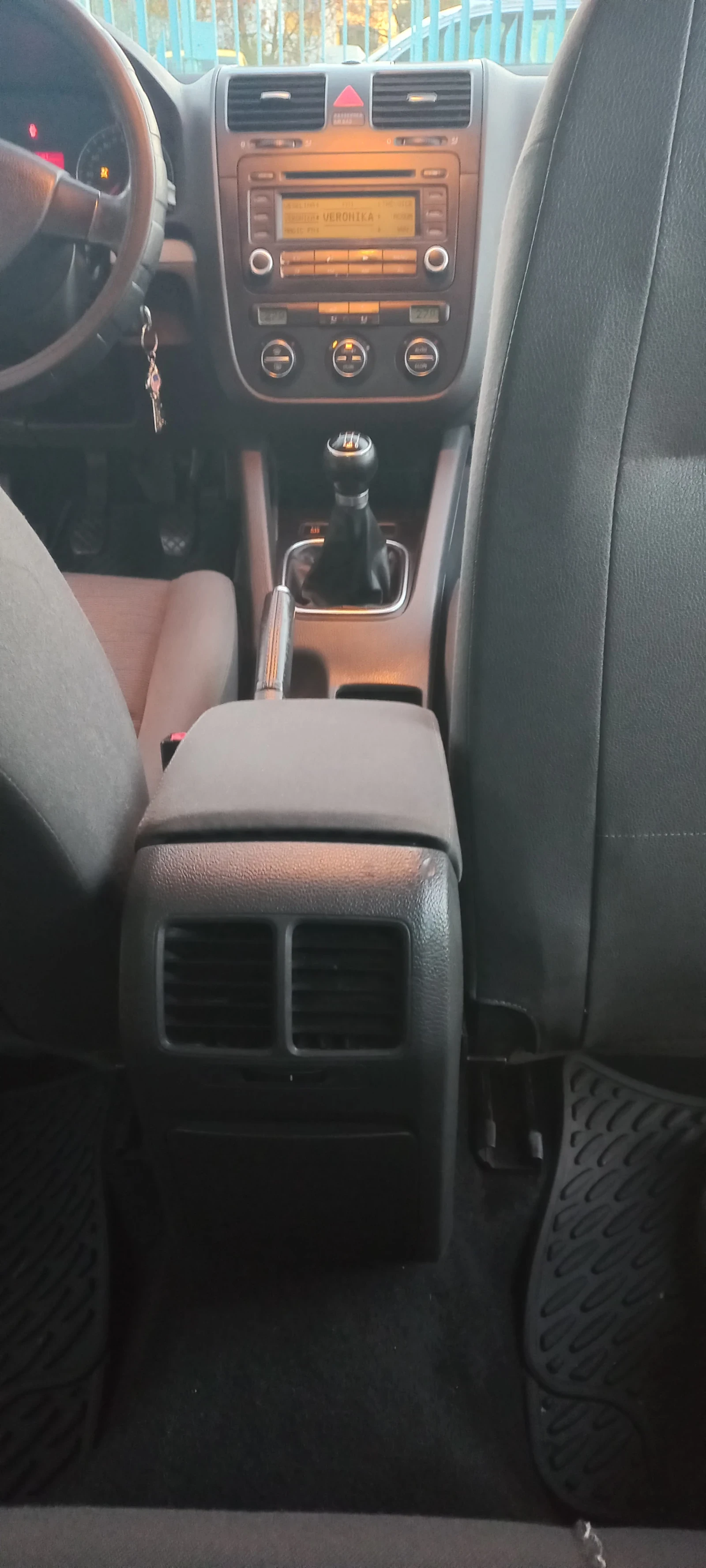 VW Golf 1.6FSI  5 | Mobile.bg   7