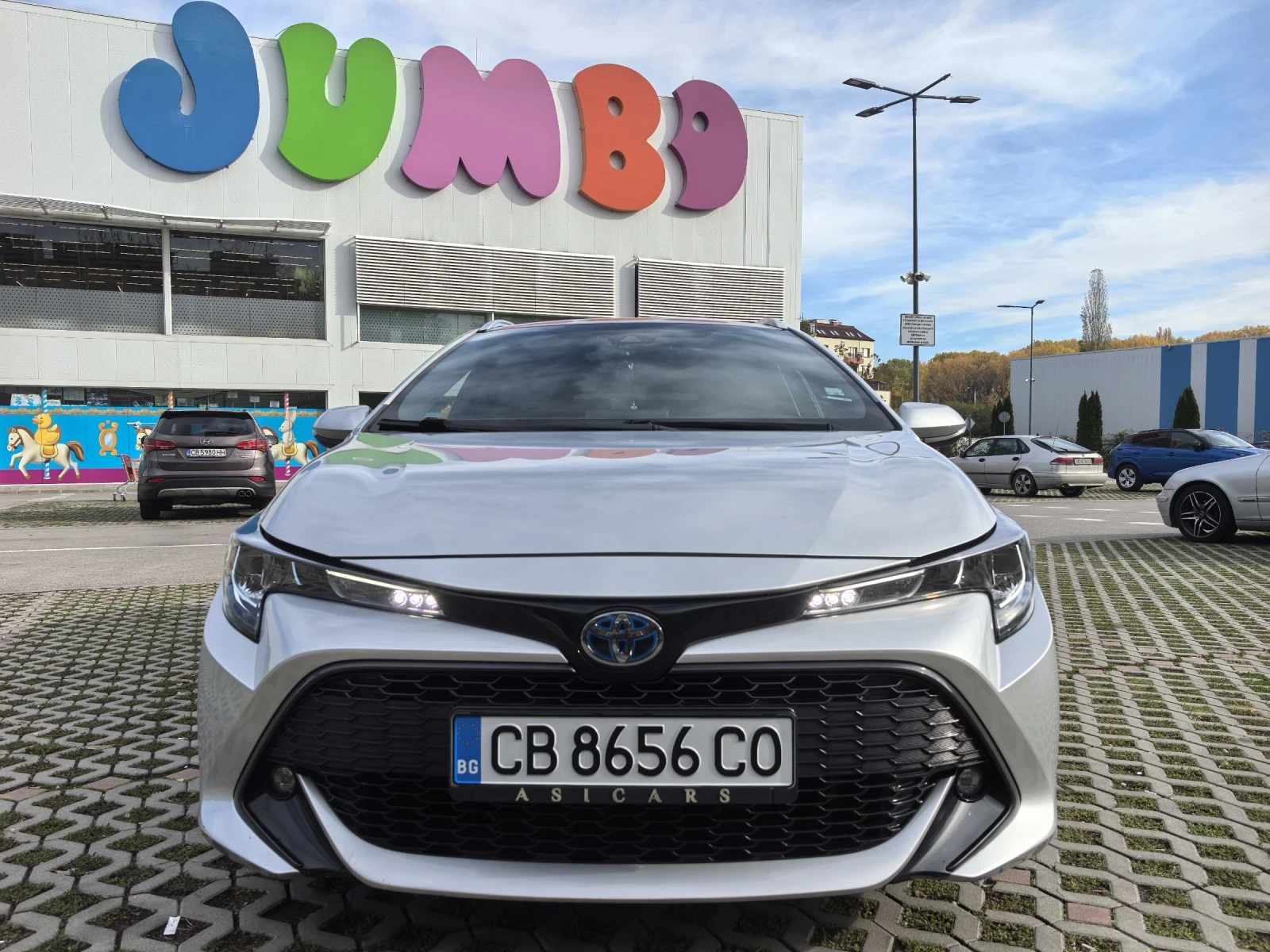 Toyota Corolla 1.8 i HYBRID - изображение 2