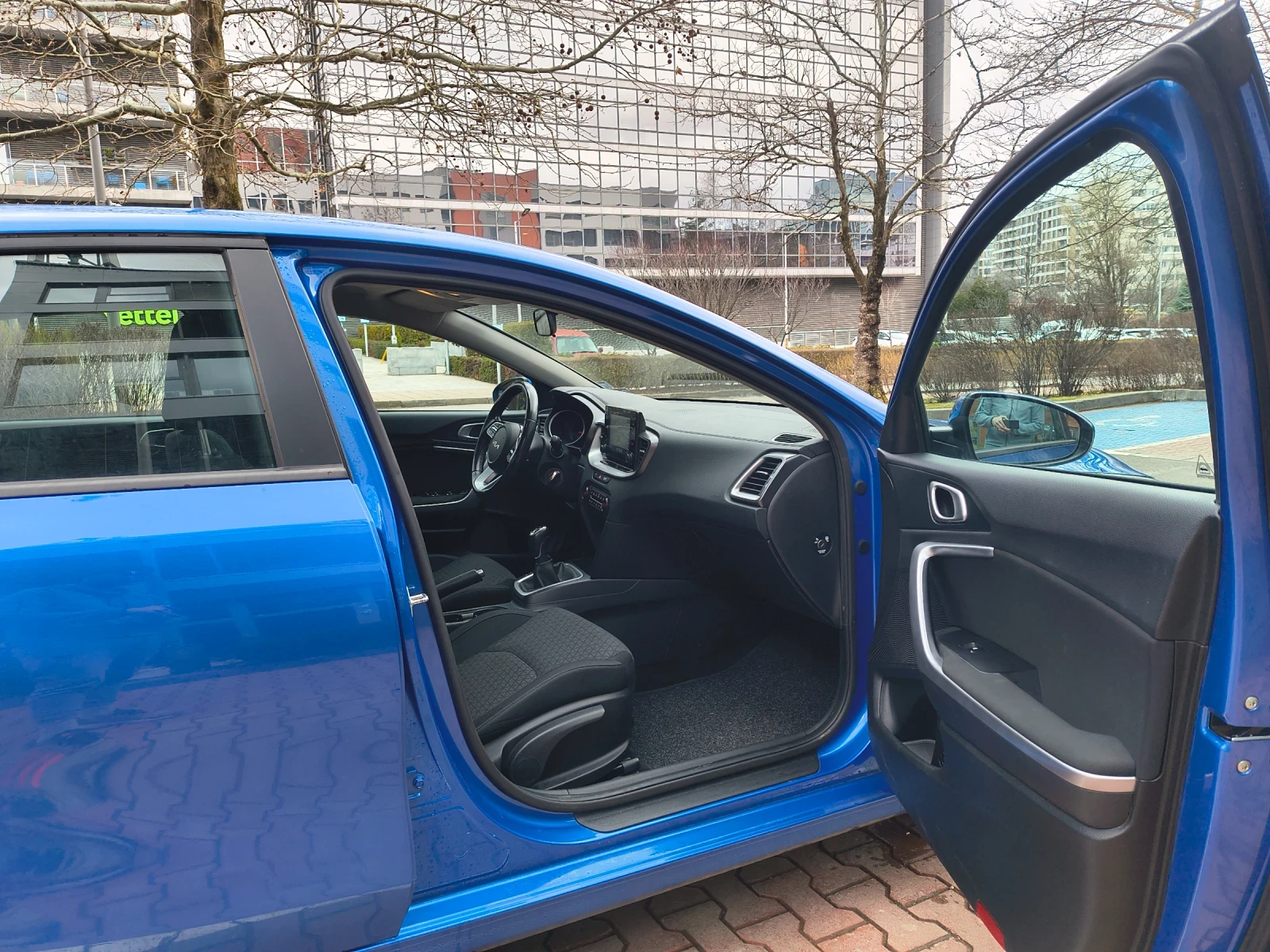 Kia Ceed 1.0 T  � ��������. � ������ | Mobile.bg � ����������� 12