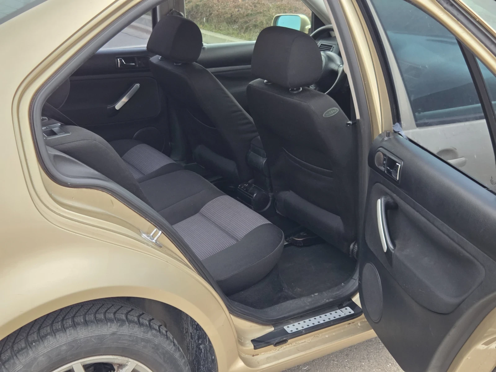 VW Bora Special Edition, снимка 11 - Автомобили и джипове - 53598686