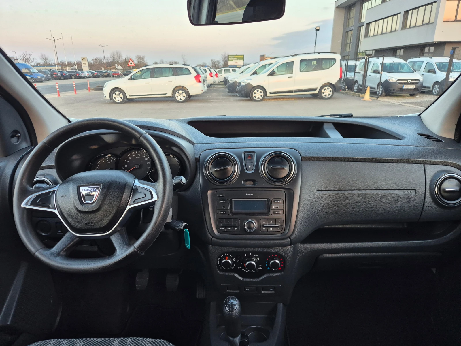 Dacia Dokker N-1= 1.5 DCI, снимка 13 - Автомобили и джипове - 53877269