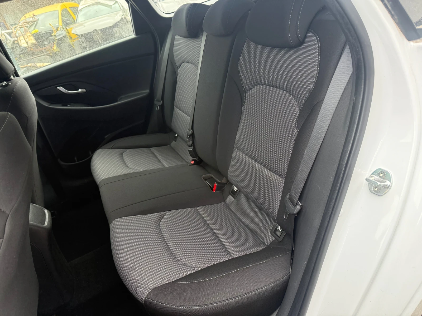 Hyundai I30, снимка 8 - Автомобили и джипове - 53914768