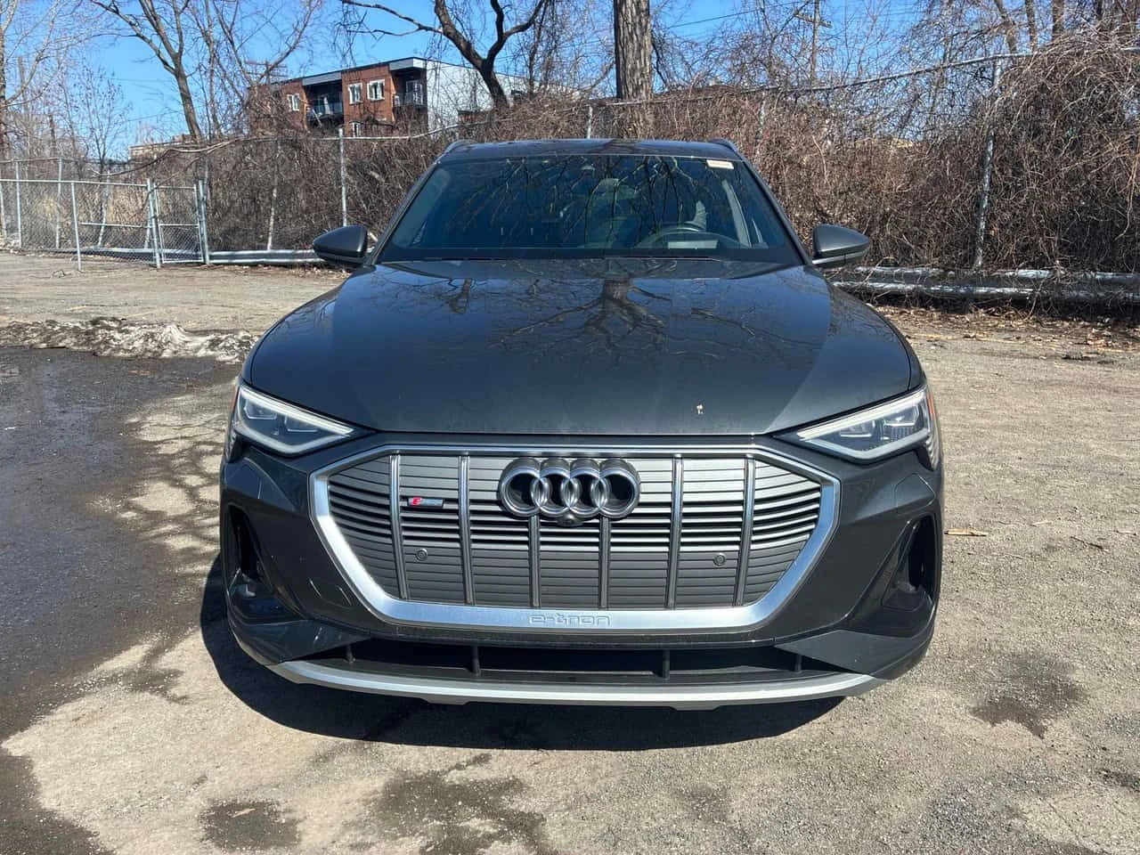 Audi E-Tron Technik  CARFAX, снимка 6 - Автомобили и джипове - 54240090