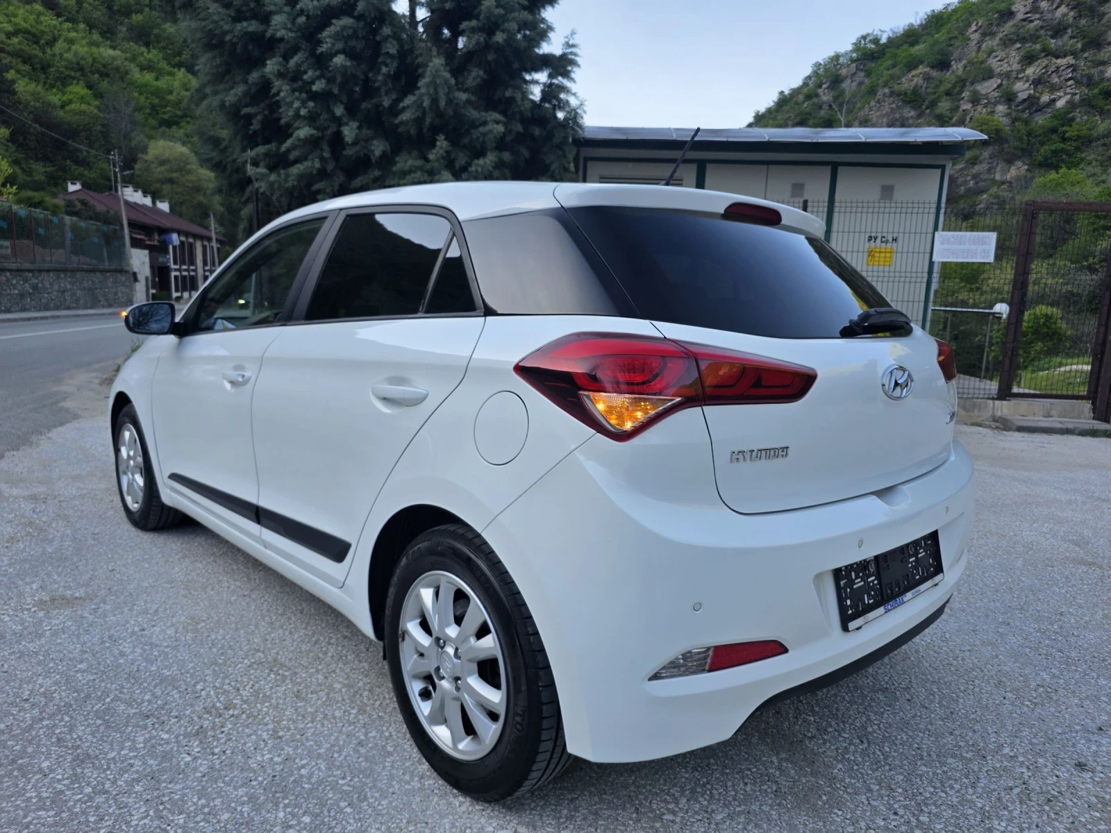 Hyundai I20  GO 1.25i G4LA 84�� ������ ��� �������� ������� | Mobile.bg � ����������� 4