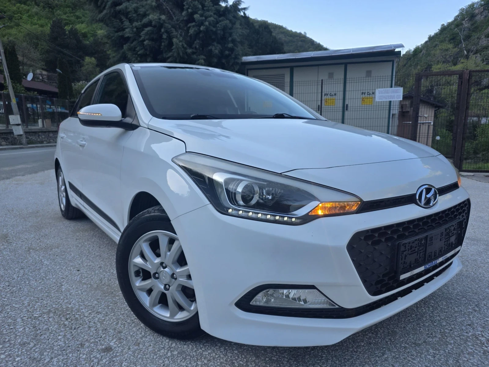 Hyundai I20  GO 1.25i G4LA 84�� ������ ��� �������� ������� | Mobile.bg � ����������� 2