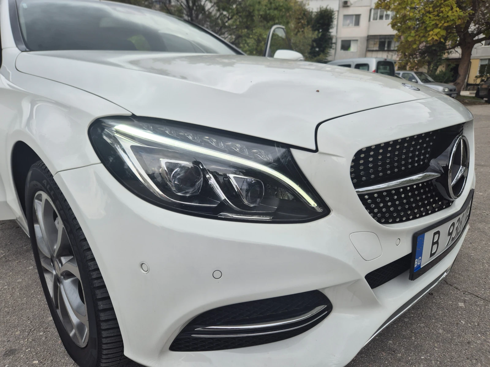 Mercedes-Benz C 220, снимка 9 - Автомобили и джипове - 54270404