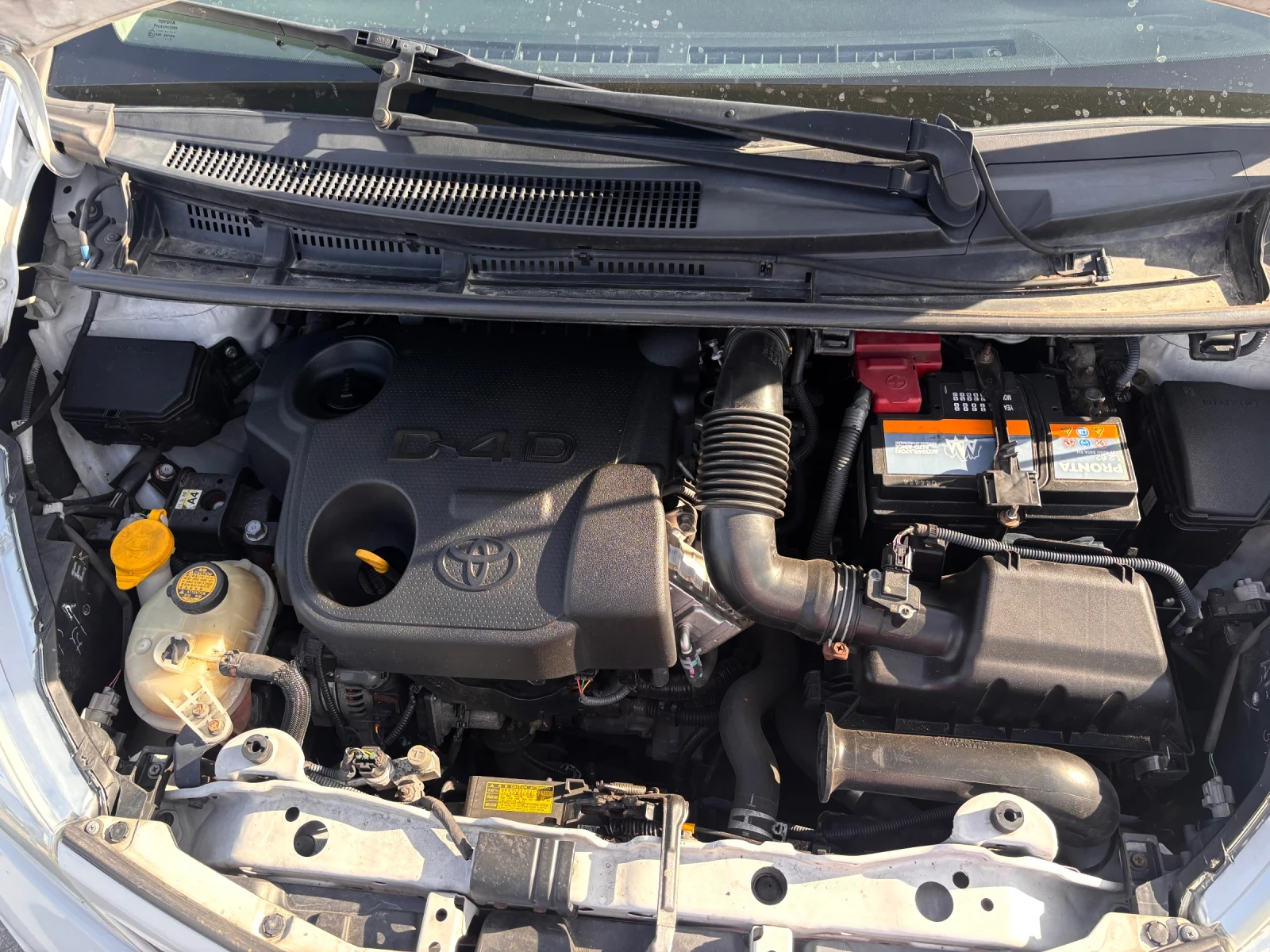 Toyota Yaris, снимка 9 - Автомобили и джипове - 54345305