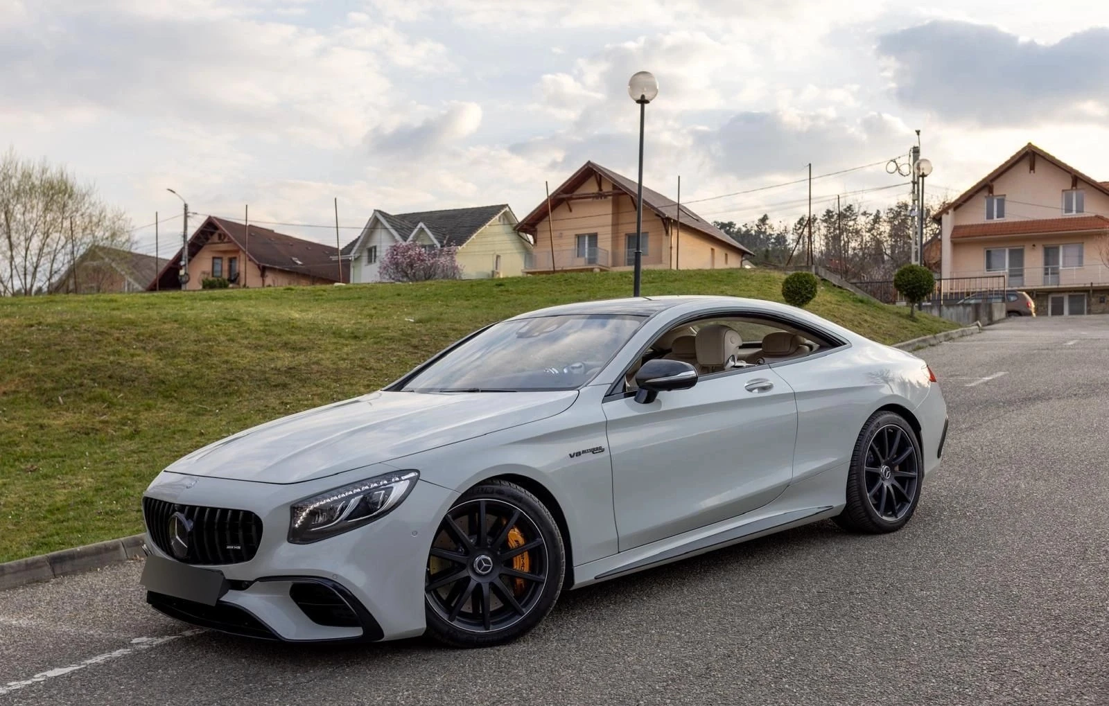 Mercedes-Benz S 63 AMG Coupe V8 Bi-Turbo