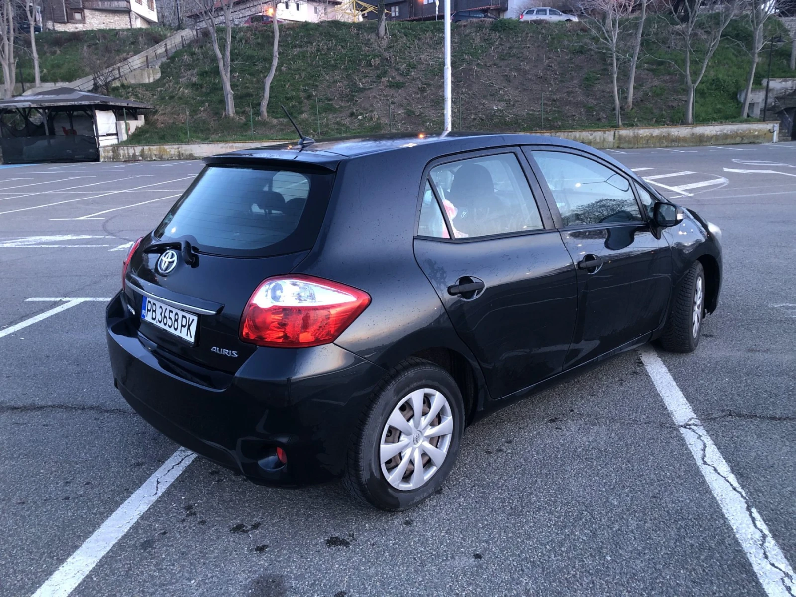 Toyota Auris 1.4D, снимка 5 - Автомобили и джипове - 54886694