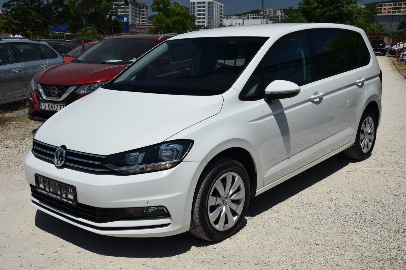 VW Touran 2.0 TDI 150 HP Automatic , снимка 3 - Автомобили и джипове - 55100028