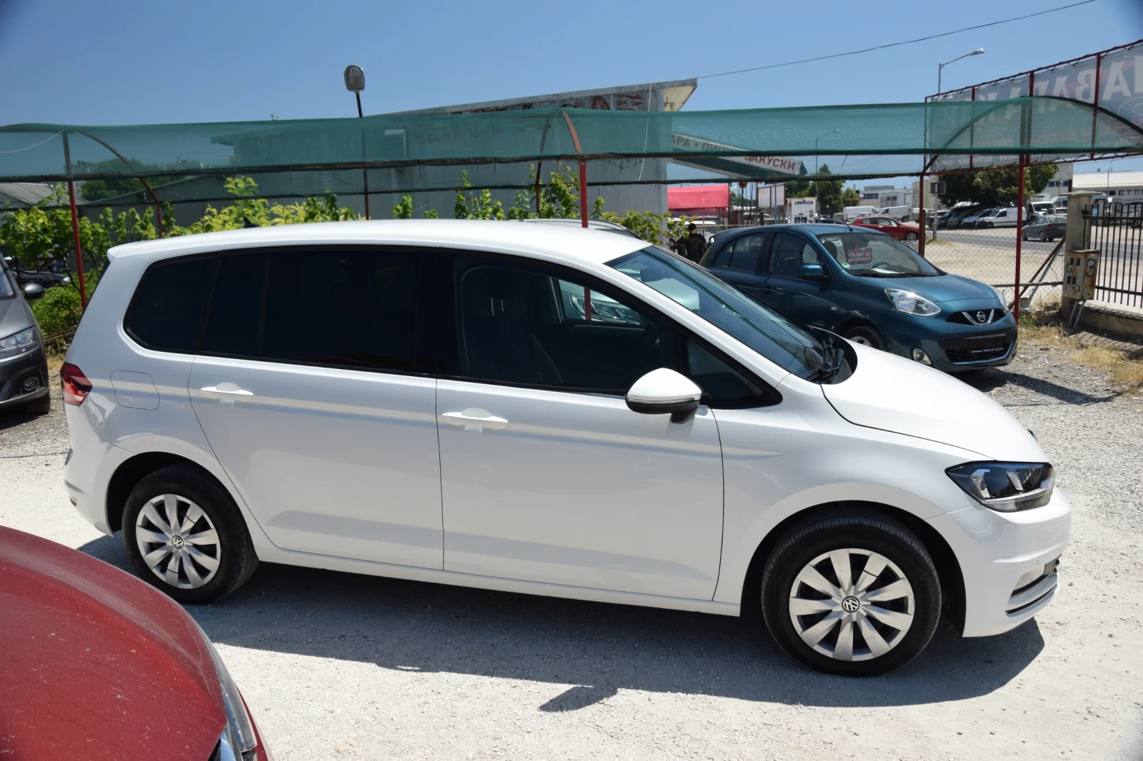 VW Touran 2.0 TDI 150 HP Automatic , снимка 8 - Автомобили и джипове - 55100028