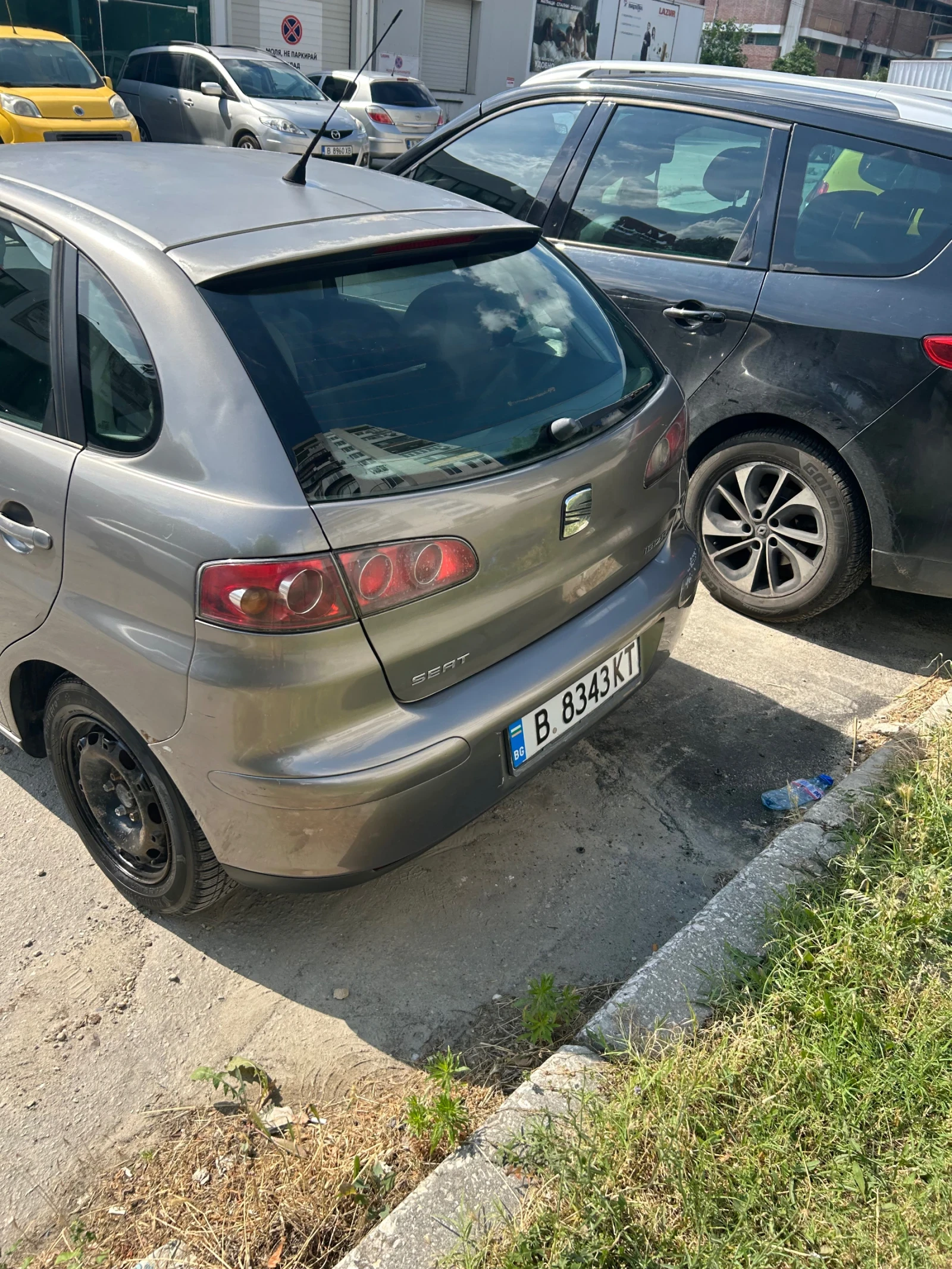 Seat Ibiza 1.4i, снимка 6 - Автомобили и джипове - 55238296