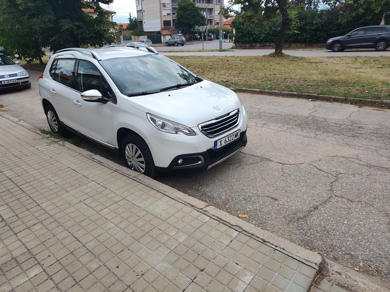 Peugeot 2008, снимка 2 - Автомобили и джипове - 55407610