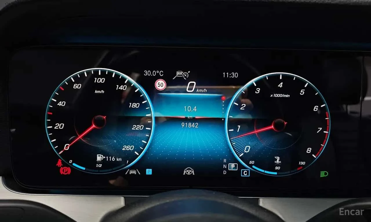 Mercedes-Benz E 250 * E250 Avantgarde * БЕЗ ПЪРВОНАЧАЛНА ВНОСКА, снимка 8 - Автомобили и джипове - 55571418