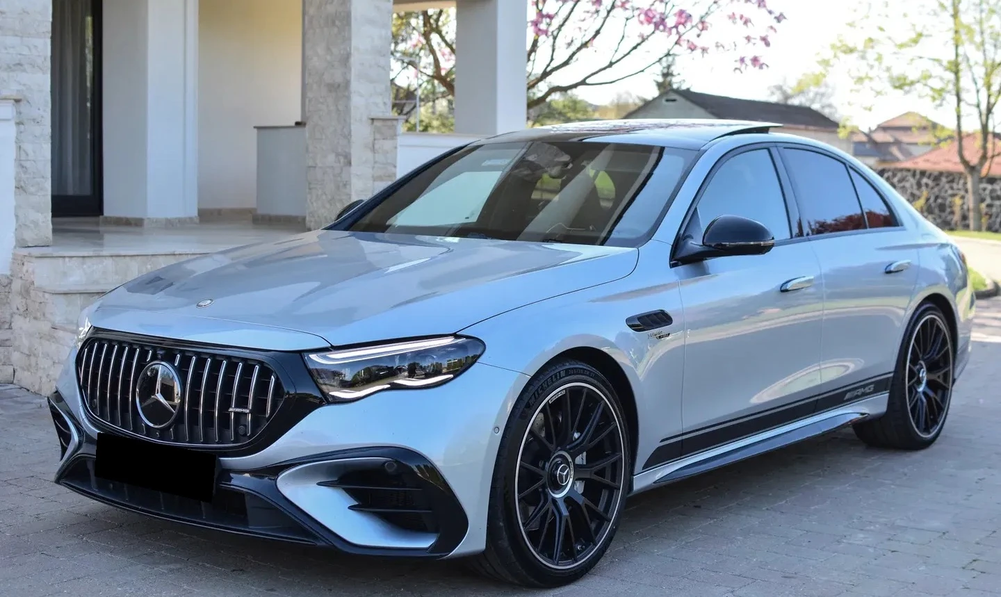 Mercedes-Benz E 53 AMG 4MATIC Hybrid Sedan 
