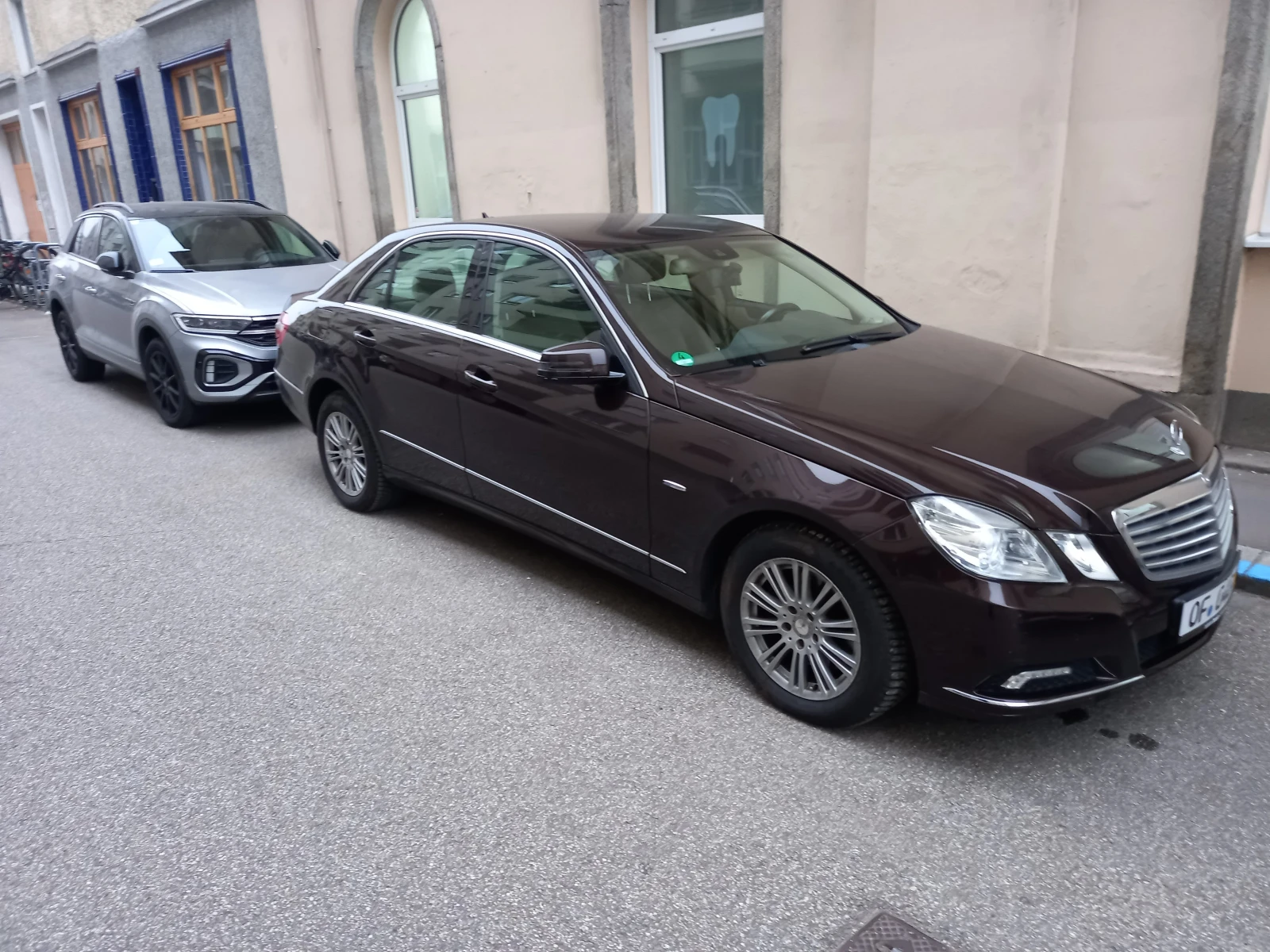 Mercedes-Benz E 250 Елеганс, снимка 2 - Автомобили и джипове - 55712325