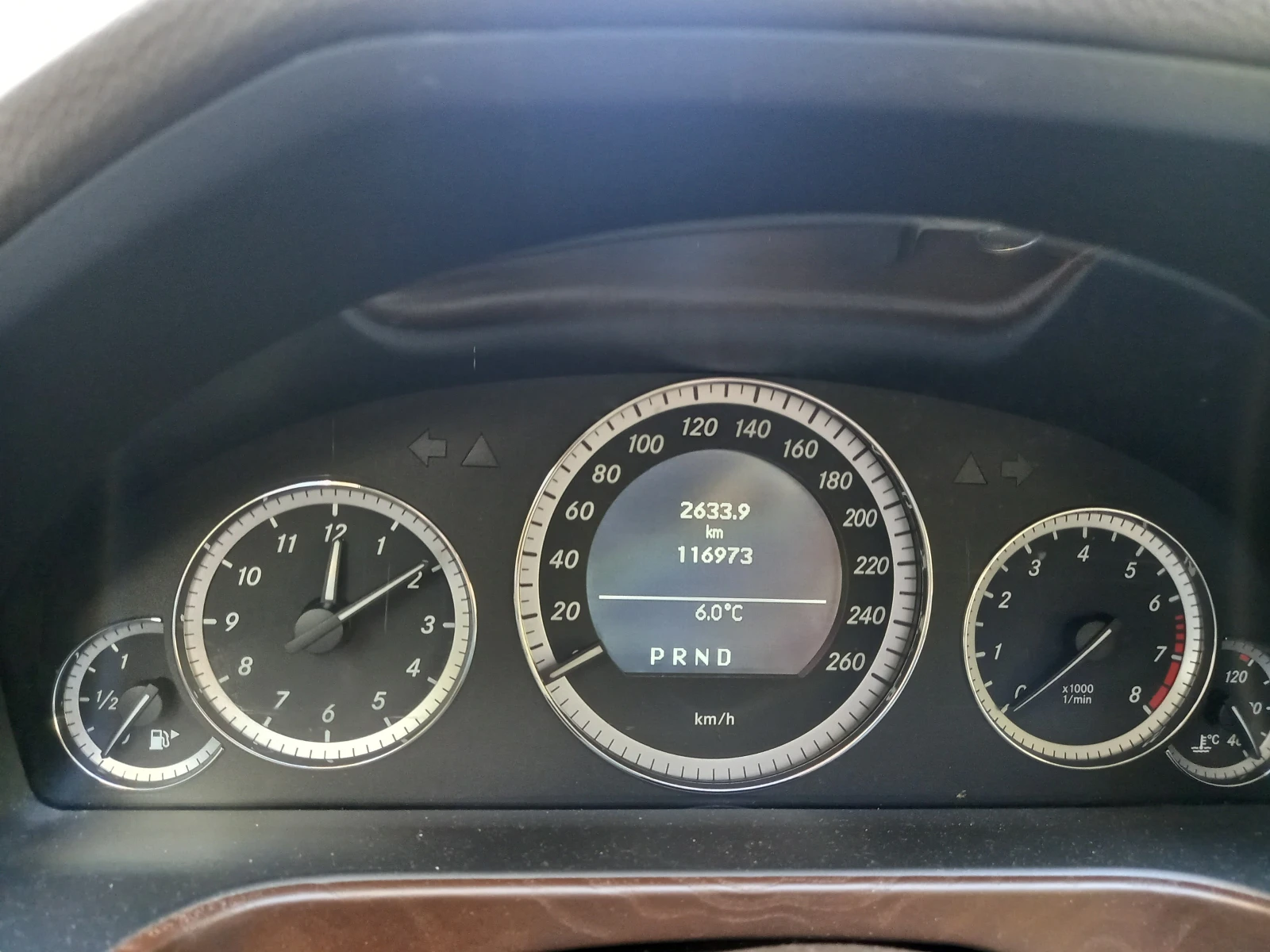 Mercedes-Benz E 250 Елеганс, снимка 12 - Автомобили и джипове - 55712325
