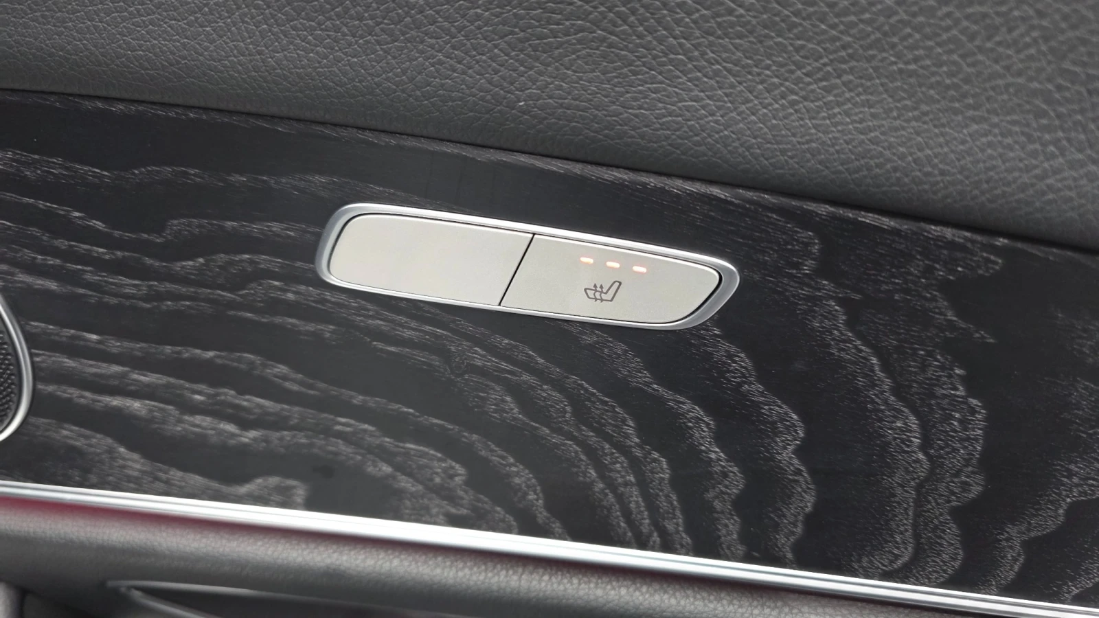 Mercedes-Benz E 300 360  | Панорама | Вентилация | Памет, снимка 14 - Автомобили и джипове - 55636689