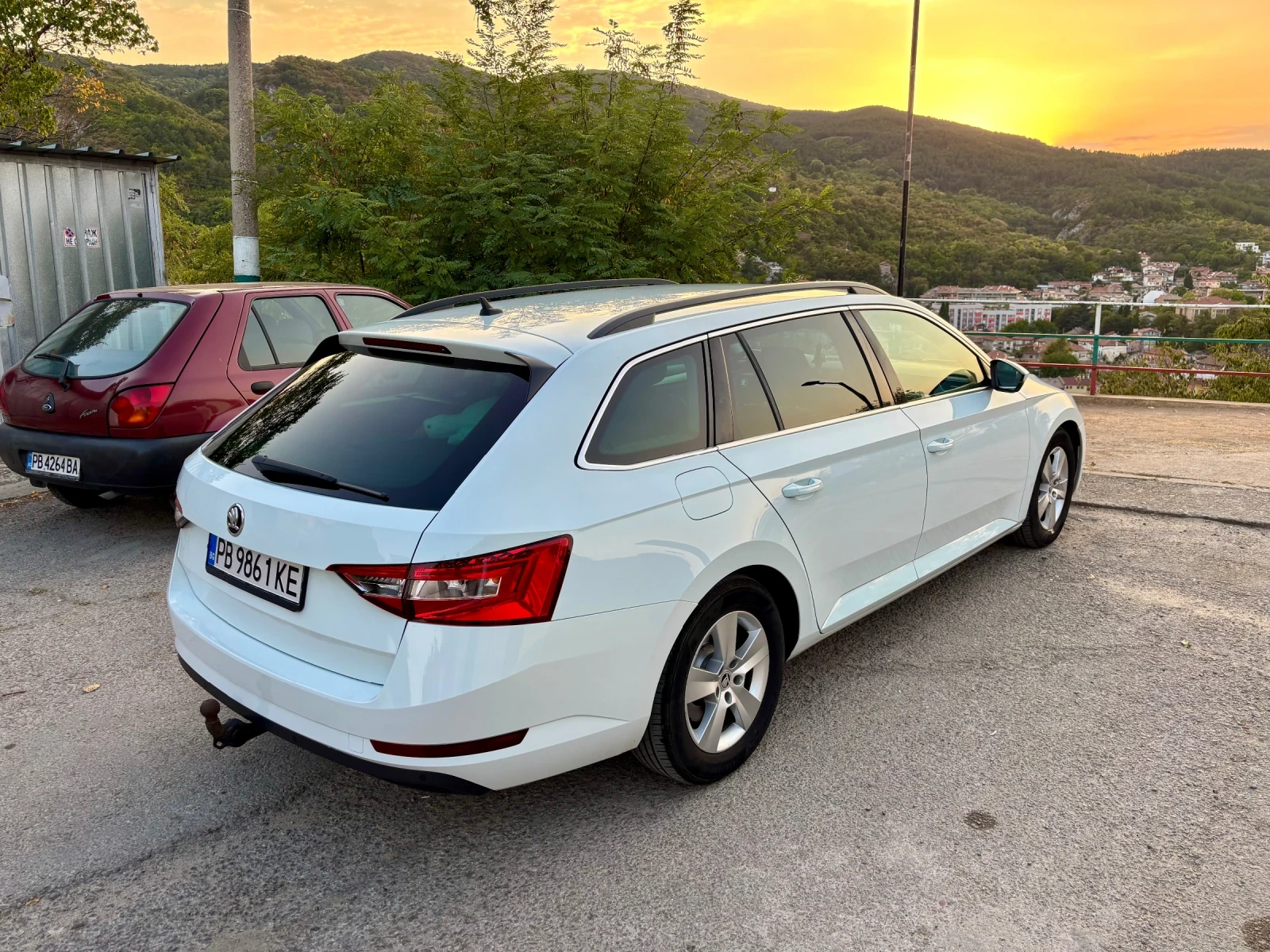 Skoda Superb, снимка 3 - Автомобили и джипове - 56039730
