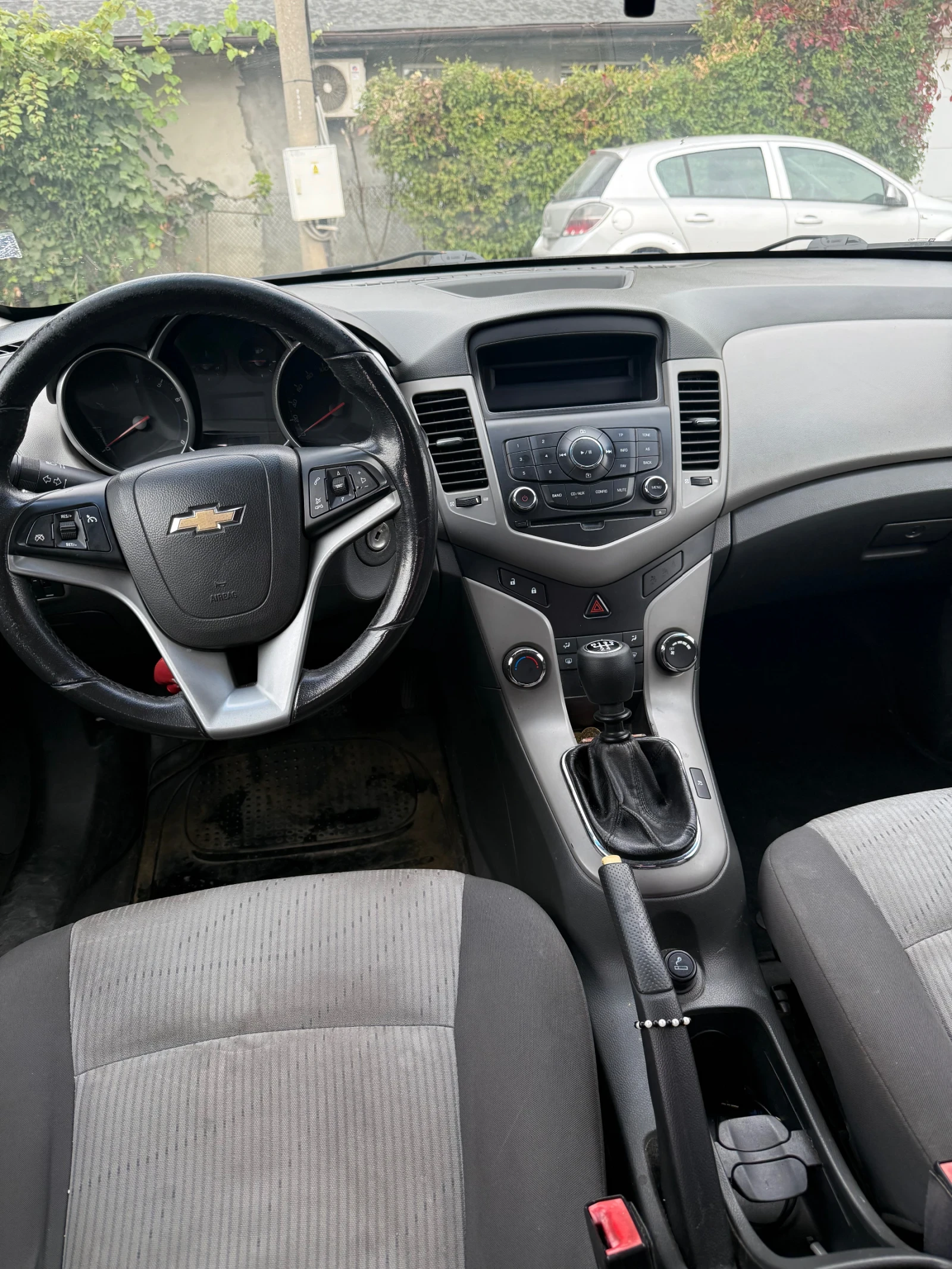 Chevrolet Cruze, снимка 15 - Автомобили и джипове - 56450348