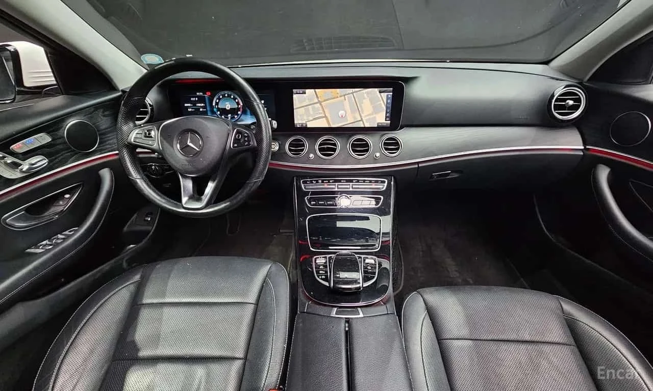 Mercedes-Benz E 300 * E300 Avantgarde * , снимка 7 - Автомобили и джипове - 56531934