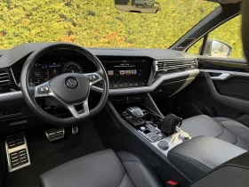 VW Touareg R-LINE* AIR* HEAD-UP* IQ LIGHT* BLACK PACK* , снимка 8