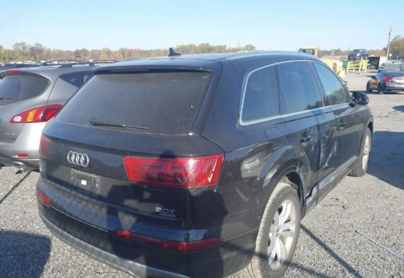 Audi Q7 PREMIUM, снимка 5 - Автомобили и джипове - 48587129