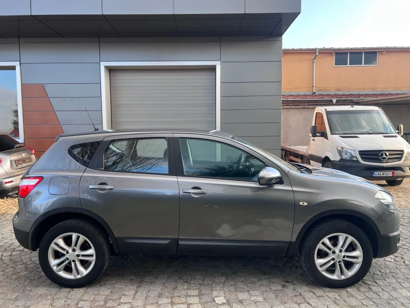 Nissan Qashqai 1.5 dci Facelift, снимка 4 - Автомобили и джипове - 49197162