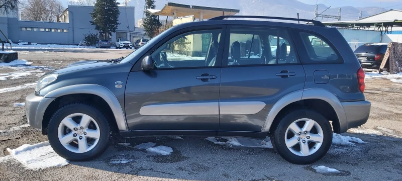 Toyota Rav4 2.0 D4d -ITALIA-facelift, снимка 7 - Автомобили и джипове - 49205744