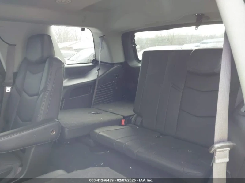 Cadillac Escalade, снимка 14 - Автомобили и джипове - 49265749