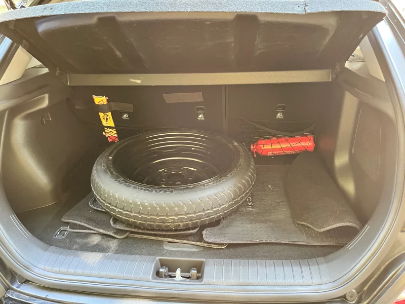 Hyundai Kona awd, снимка 6 - Автомобили и джипове - 53010923