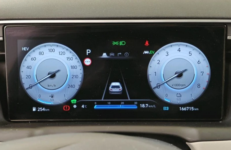 Hyundai Tucson PLUG-IN| 4x4| ВС.ЕКСТРИ| ОЧАКВАН ВНОС, снимка 6 - Автомобили и джипове - 53202823