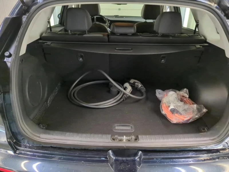 Kia Niro EV 64kWh ExecutiveLine full electric 204PS, снимка 14 - Автомобили и джипове - 53292116