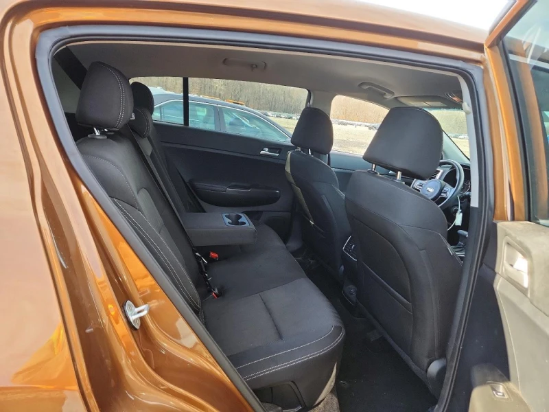 Kia Sportage 2.4* LX* РЕАЛНИ КМ* ПЕРФЕКТНА, снимка 10 - Автомобили и джипове - 53468098