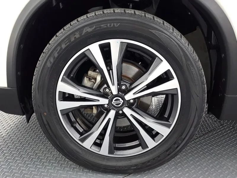 Nissan X-trail 2.5 4WD, снимка 5 - Автомобили и джипове - 55740247