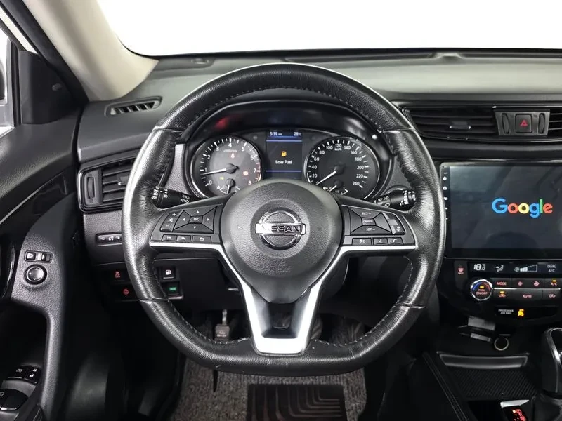 Nissan X-trail 2.5 4WD, снимка 13 - Автомобили и джипове - 55740247