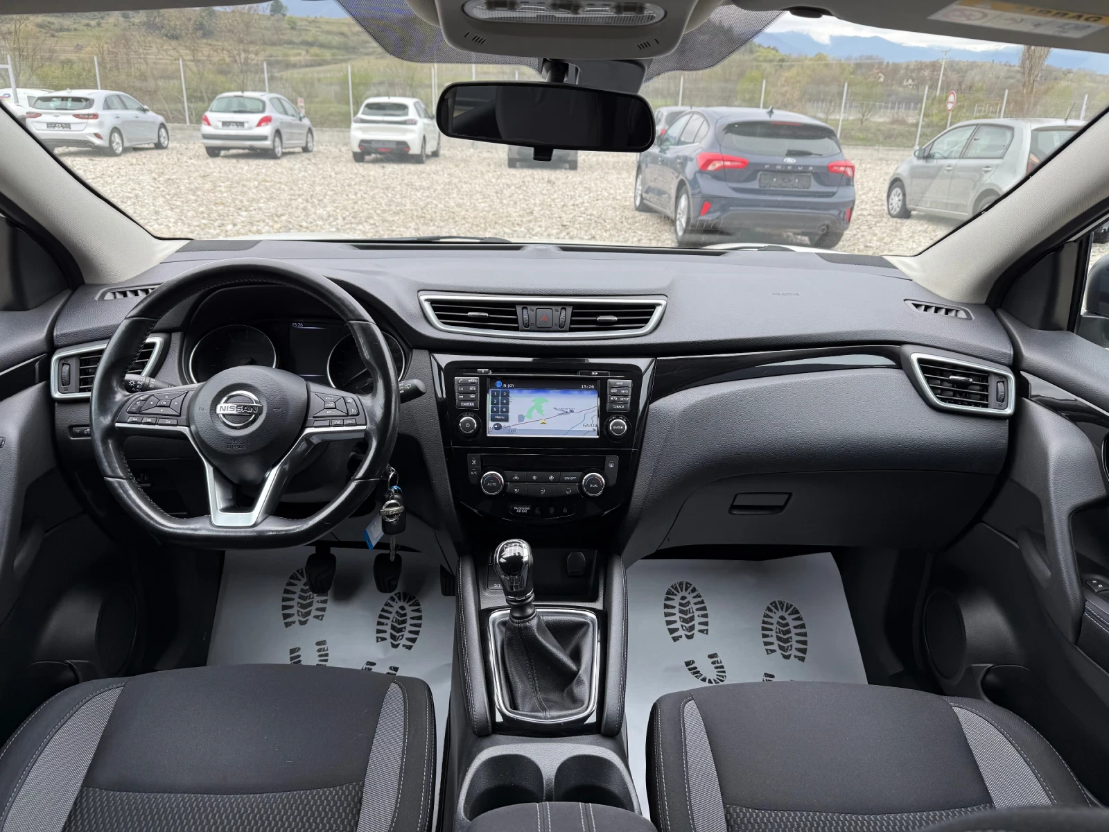 Nissan Qashqai 1.2 DIG-T NAVI PANORAMA | Mobile.bg — изображение 14