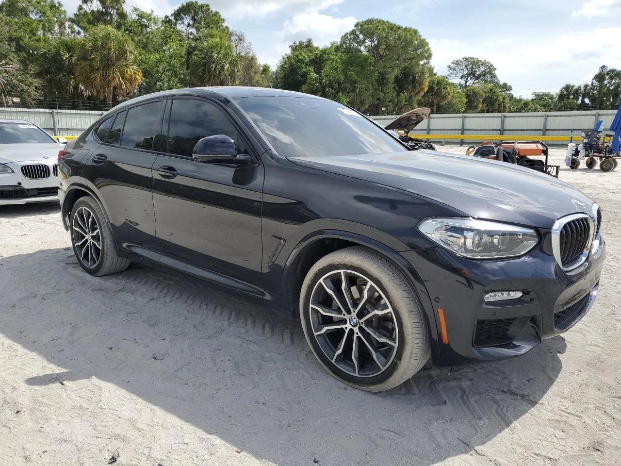 BMW X4 XDRIVE30I/М ПАКЕТ/AMBILIGHT/HEAD-UP/HARMANKARDON - изображение 3