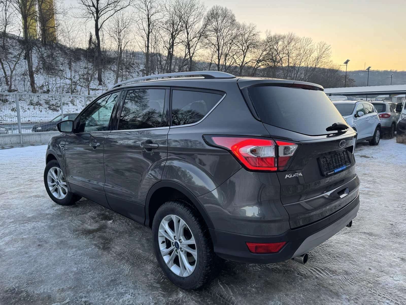 Ford Kuga 1.5TDCI* TITANIUM* LED* NAVI* EVRO6 - изображение 4