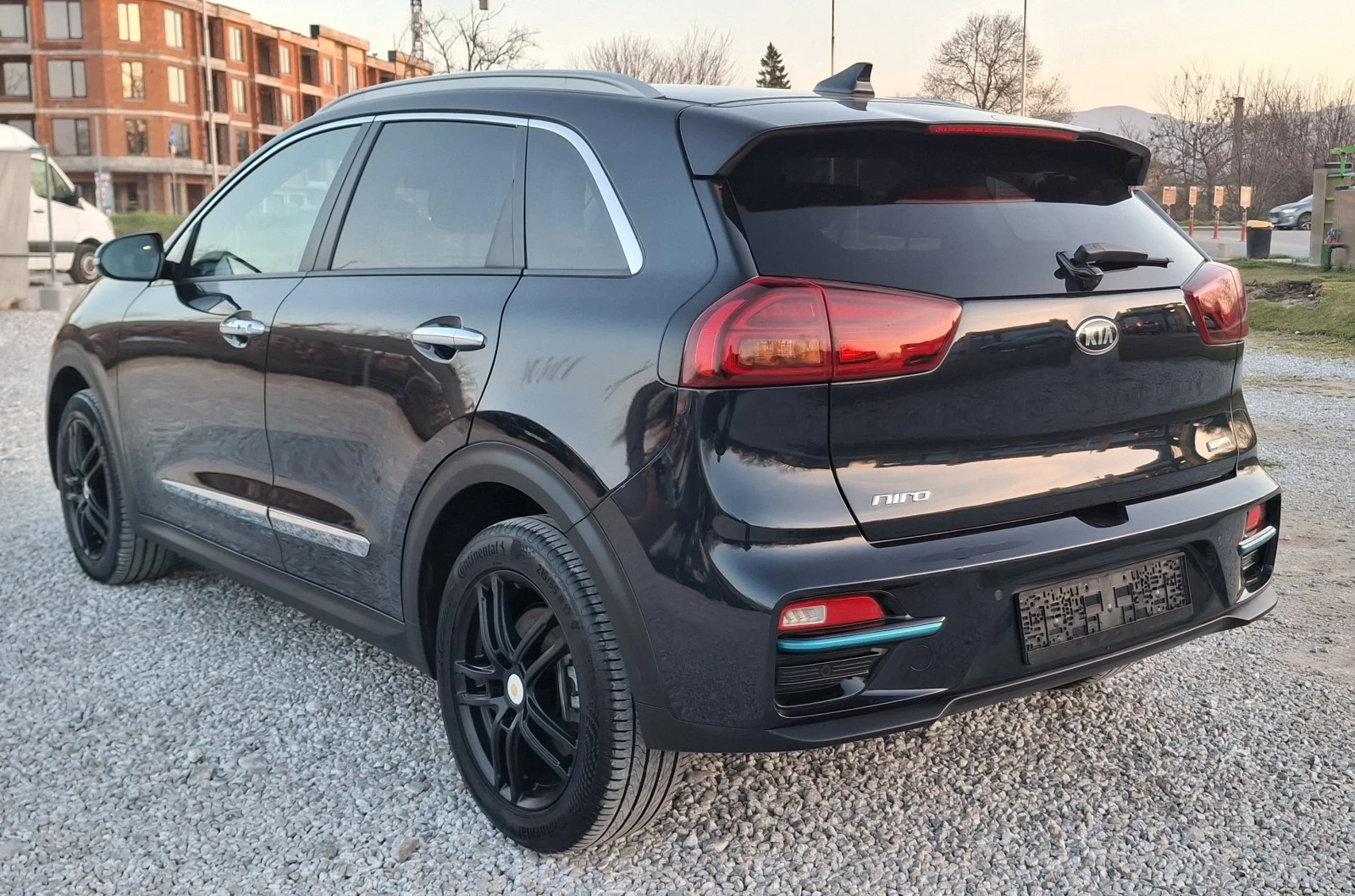 Kia Niro EV 64kWh ExecutiveLine full electric 204PS, снимка 7 - Автомобили и джипове - 53292116