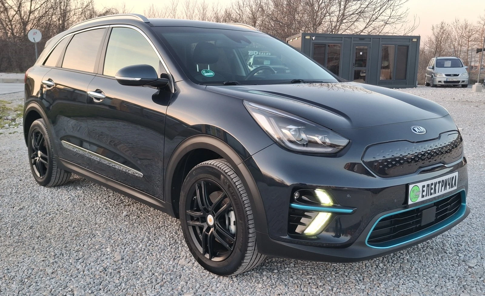 Kia Niro EV 64kWh ExecutiveLine full electric 204PS, снимка 3 - Автомобили и джипове - 53292116