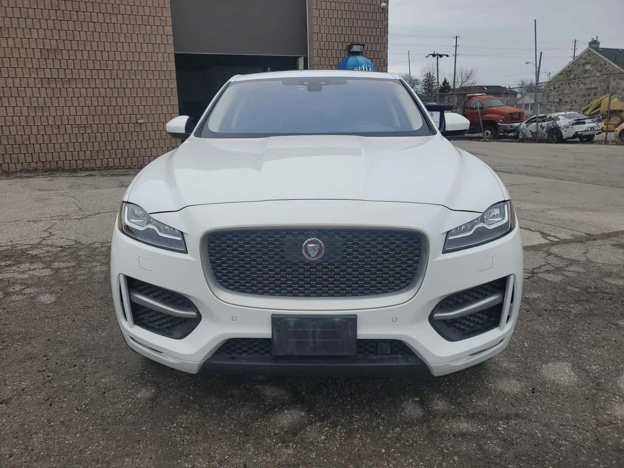 Jaguar F-PACE * AWD 35t R Sport * 360 * ПОДГРЕВ * ПАМЕТ * NAVI, снимка 6 - Автомобили и джипове - 54150571