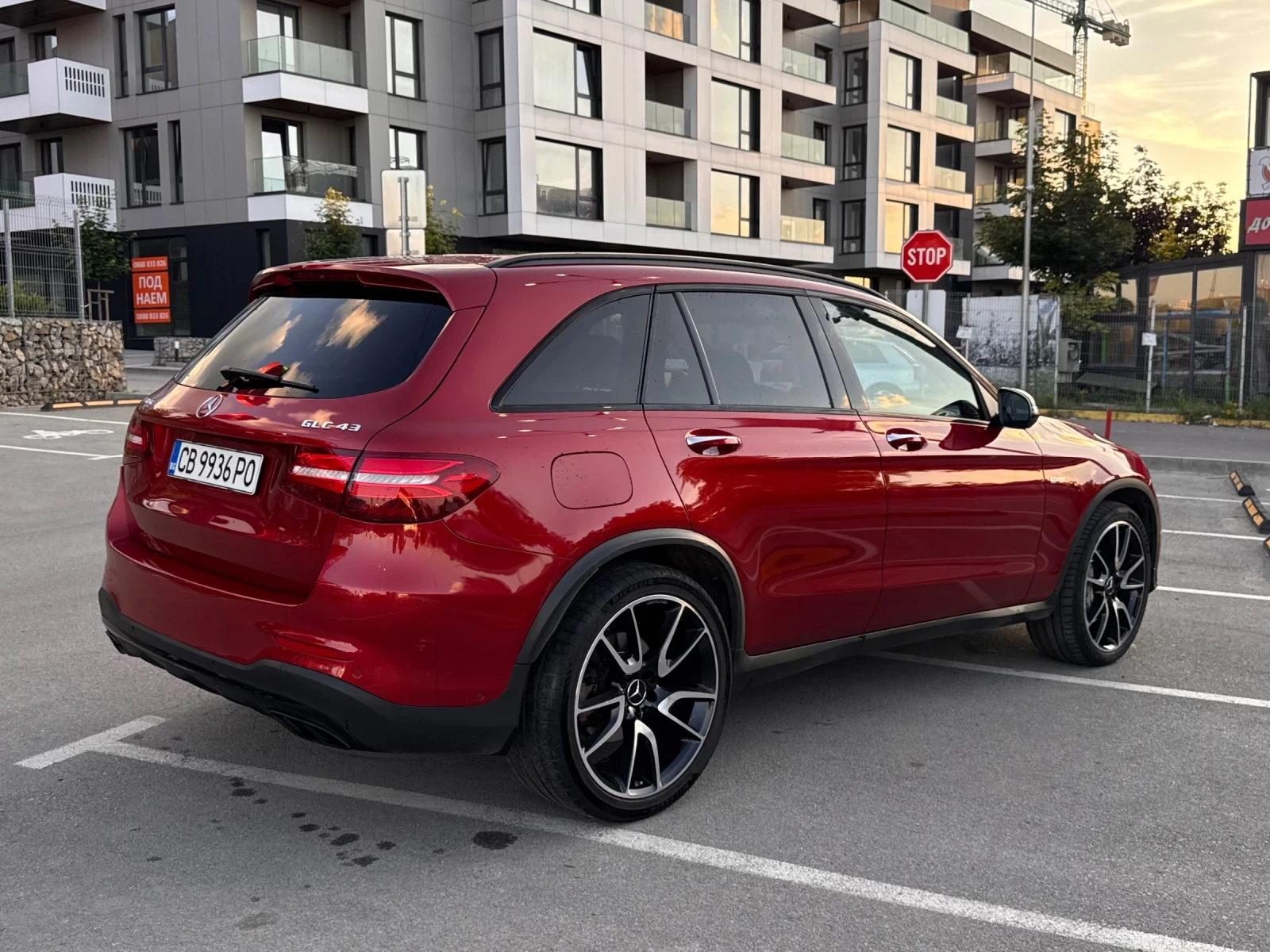 Mercedes-Benz GLC 43 AMG, снимка 4 - Автомобили и джипове - 54963338