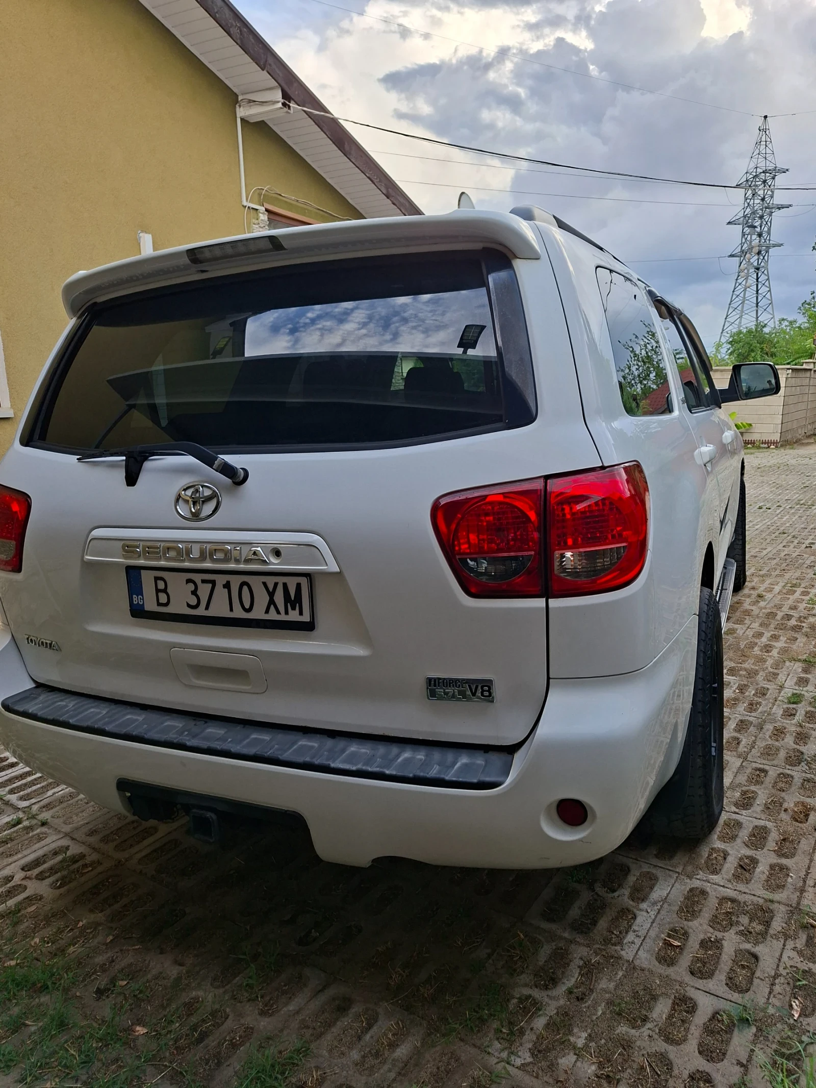 Toyota Sequoia 5, 7L  i Force  V8, снимка 3 - Автомобили и джипове - 55242828