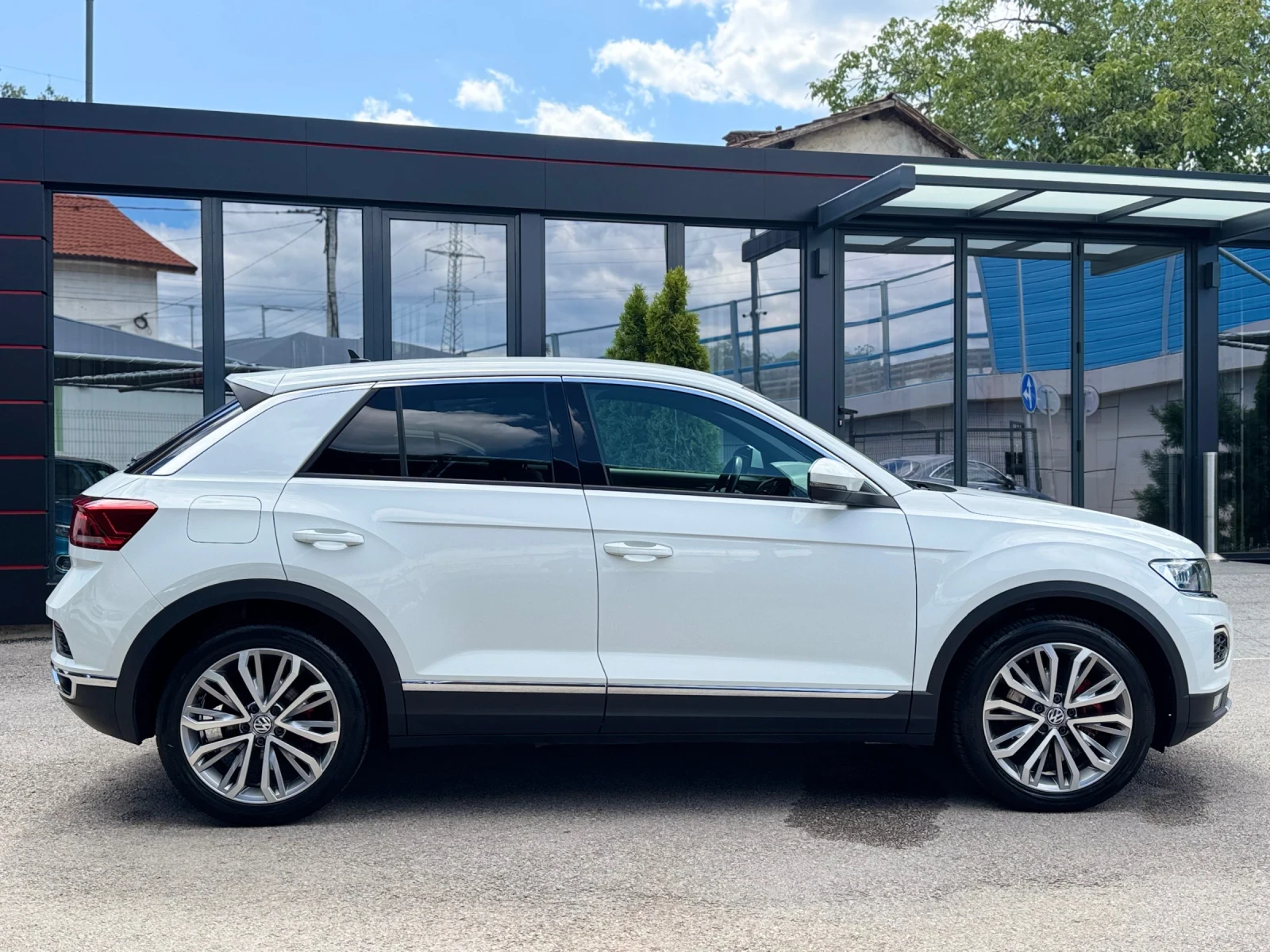 VW T-Roc 2.0TDI DSG 4Motion LED Distronic Ambient, снимка 7 - Автомобили и джипове - 55280674