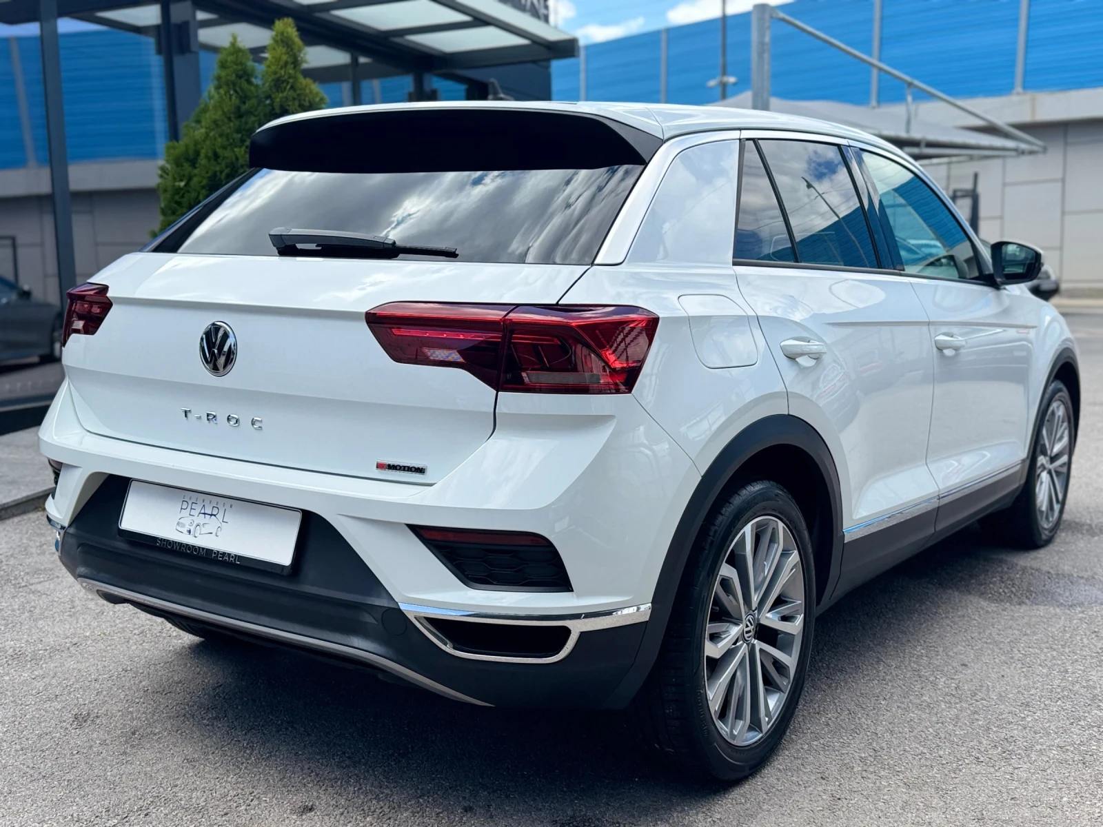 VW T-Roc 2.0TDI DSG 4Motion LED Distronic Ambient, снимка 6 - Автомобили и джипове - 55280674