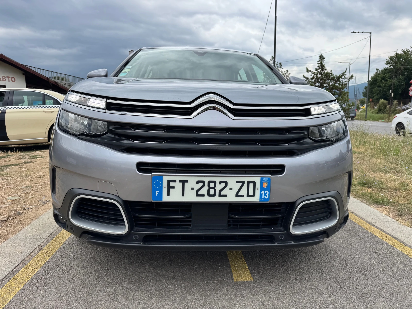 Citroen C5 Aircross 1.5HDI-EAT8-с вкл.ддс-11.2020-FULL , снимка 2 - Автомобили и джипове - 55394819