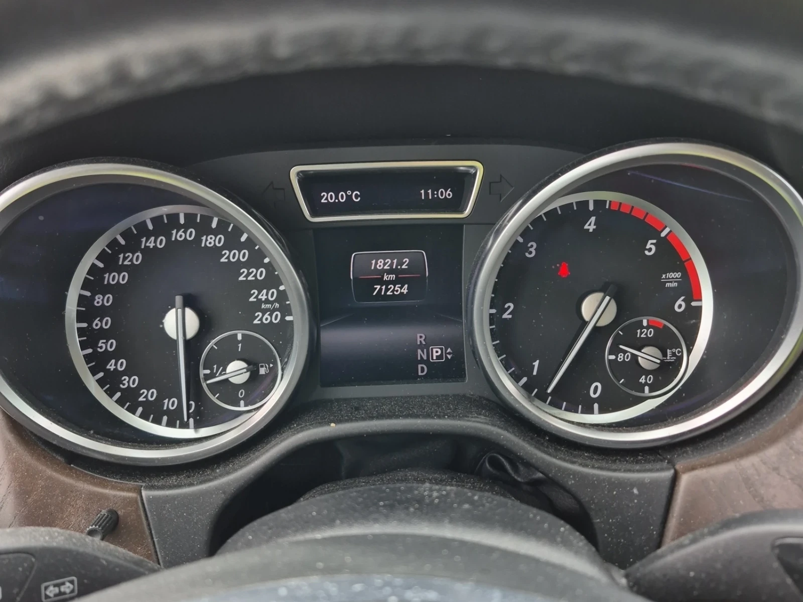 Mercedes-Benz ML 350 D * AMG * 2 КЛЮЧА * ПЪЛНА СЕРВИЗНА ИСТОРИЯ * , снимка 7 - Автомобили и джипове - 55988601