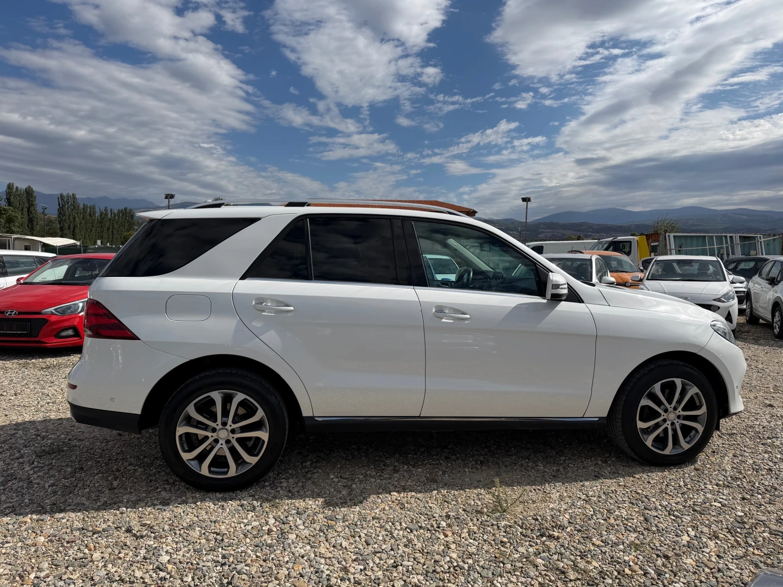 Mercedes-Benz GLE 350, снимка 7 - Автомобили и джипове - 56173122