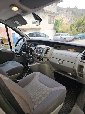 Обява за продажба на Opel Vivaro 2.5 dci, 146k.s , 8+ 1места ~9 999 лв. - изображение 6